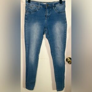 WannaBettaButt Women’s Classic Blue Women's Jeans